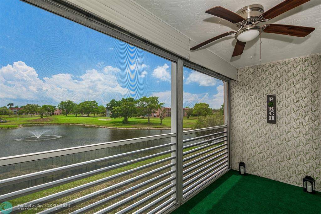 Sunrise, FL 33322,9201 Sunrise Lakes  #208