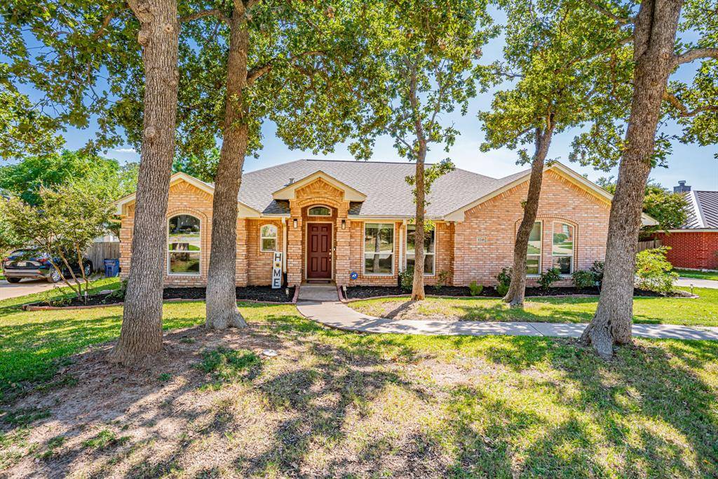 Kennedale, TX 76060,1248 Cross Creek Drive