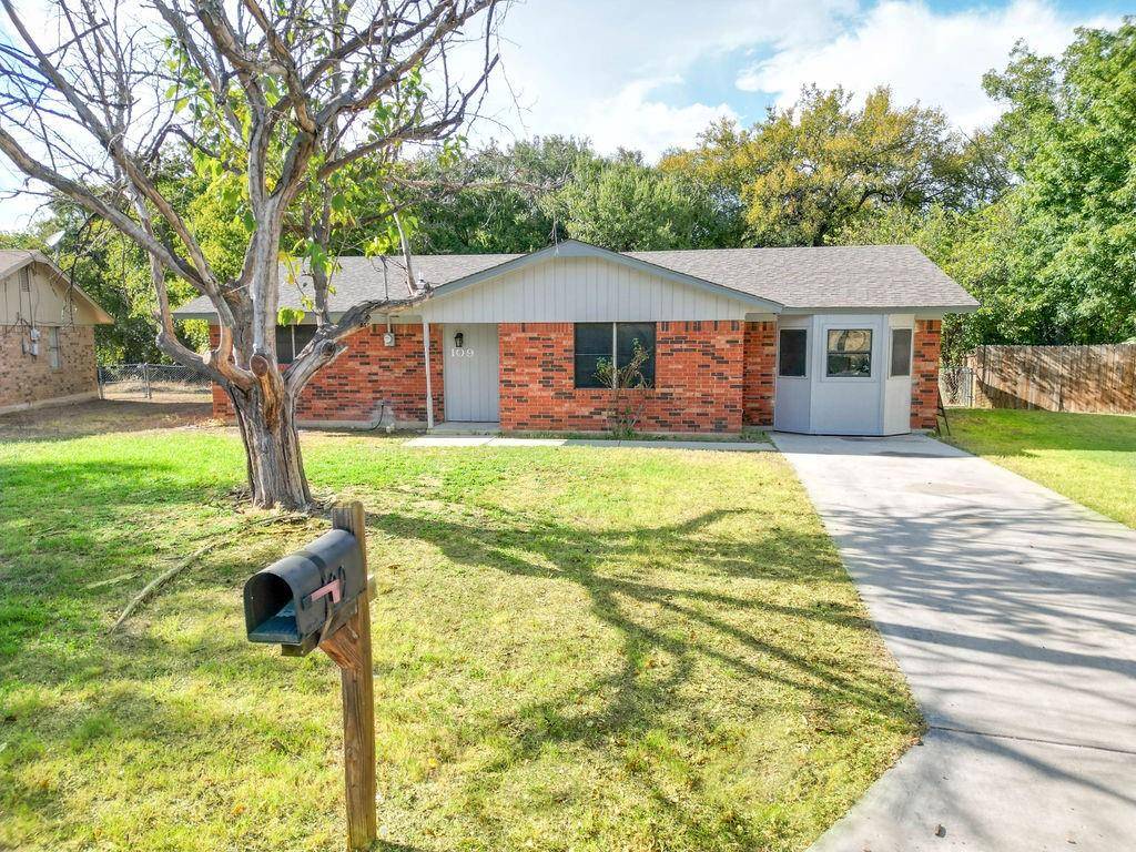 Brownwood, TX 76801,109 Bowie Circle