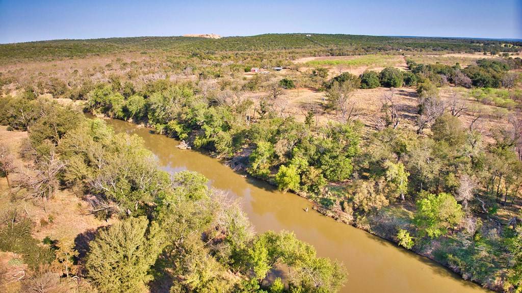 San Saba, TX 76877,6008 -- County Rd 124