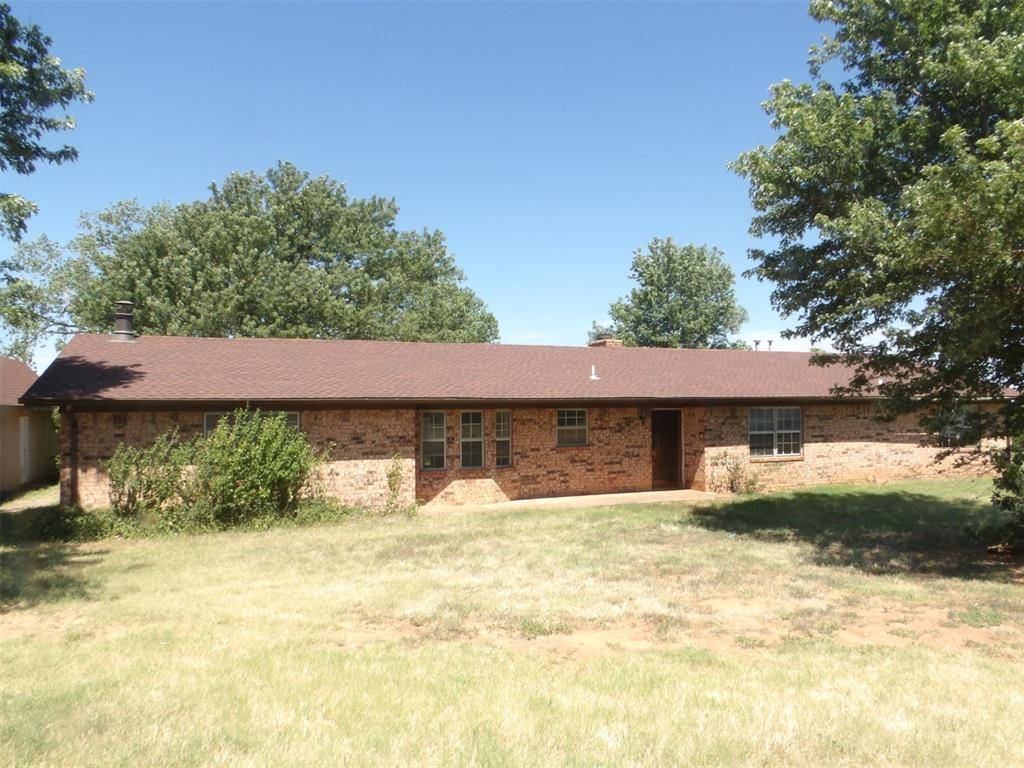 Binger, OK 73009,16112 County Street 2630 Street