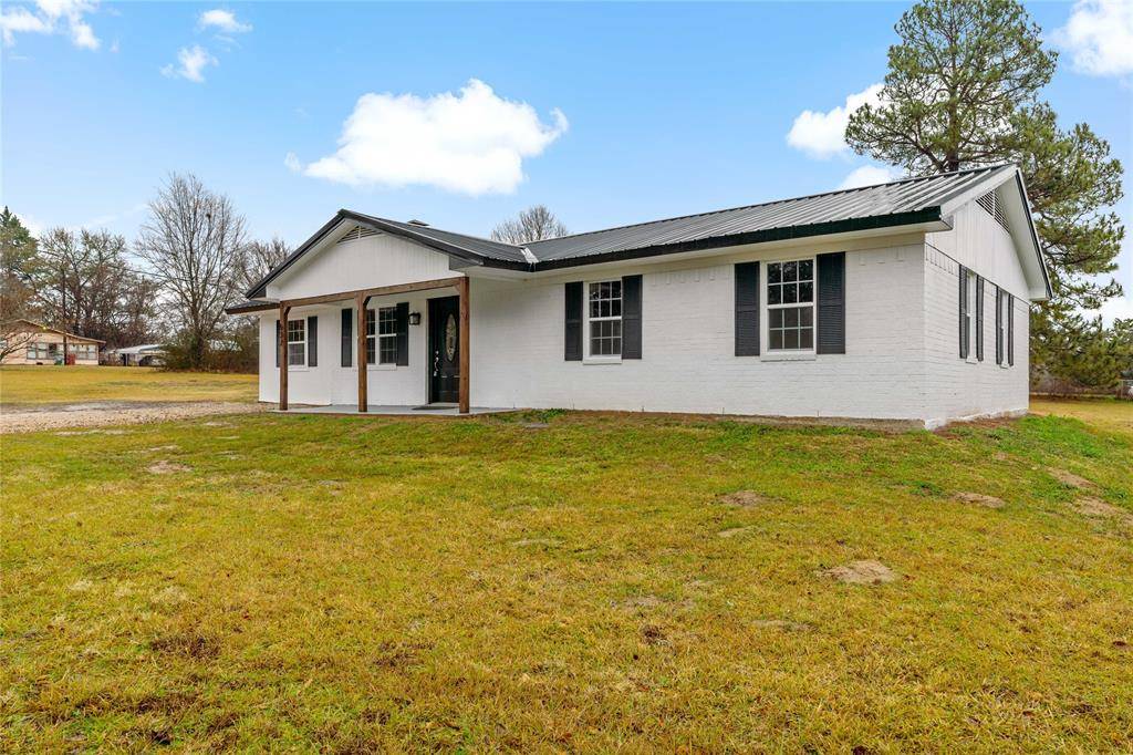 Bogata, TX 75417,637 S Bryson Street