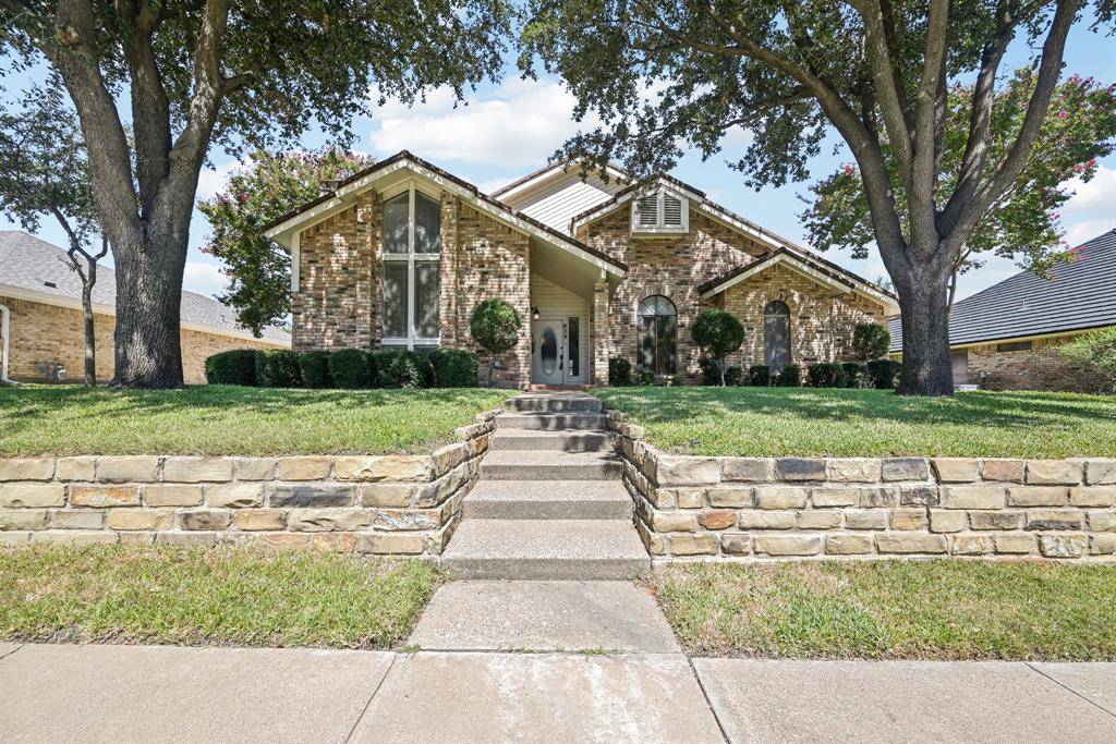 Bedford, TX 76021,829 Shady Lane