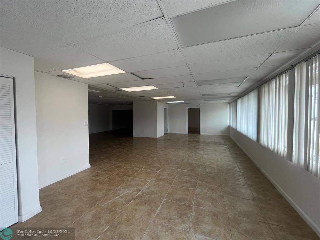 Hallandale Beach, FL 33009,203 E Hallandale Beach Blvd  #201-203