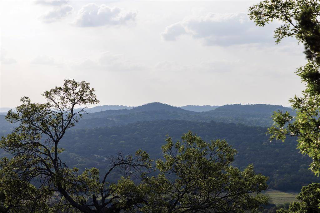 Comfort, TX 78013,223 Flat Rock Creek Road