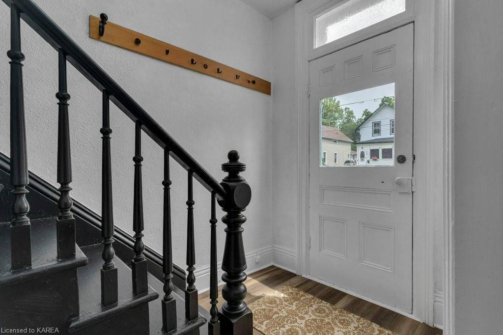 Deseronto, ON K0K 1X0,161 MILL ST