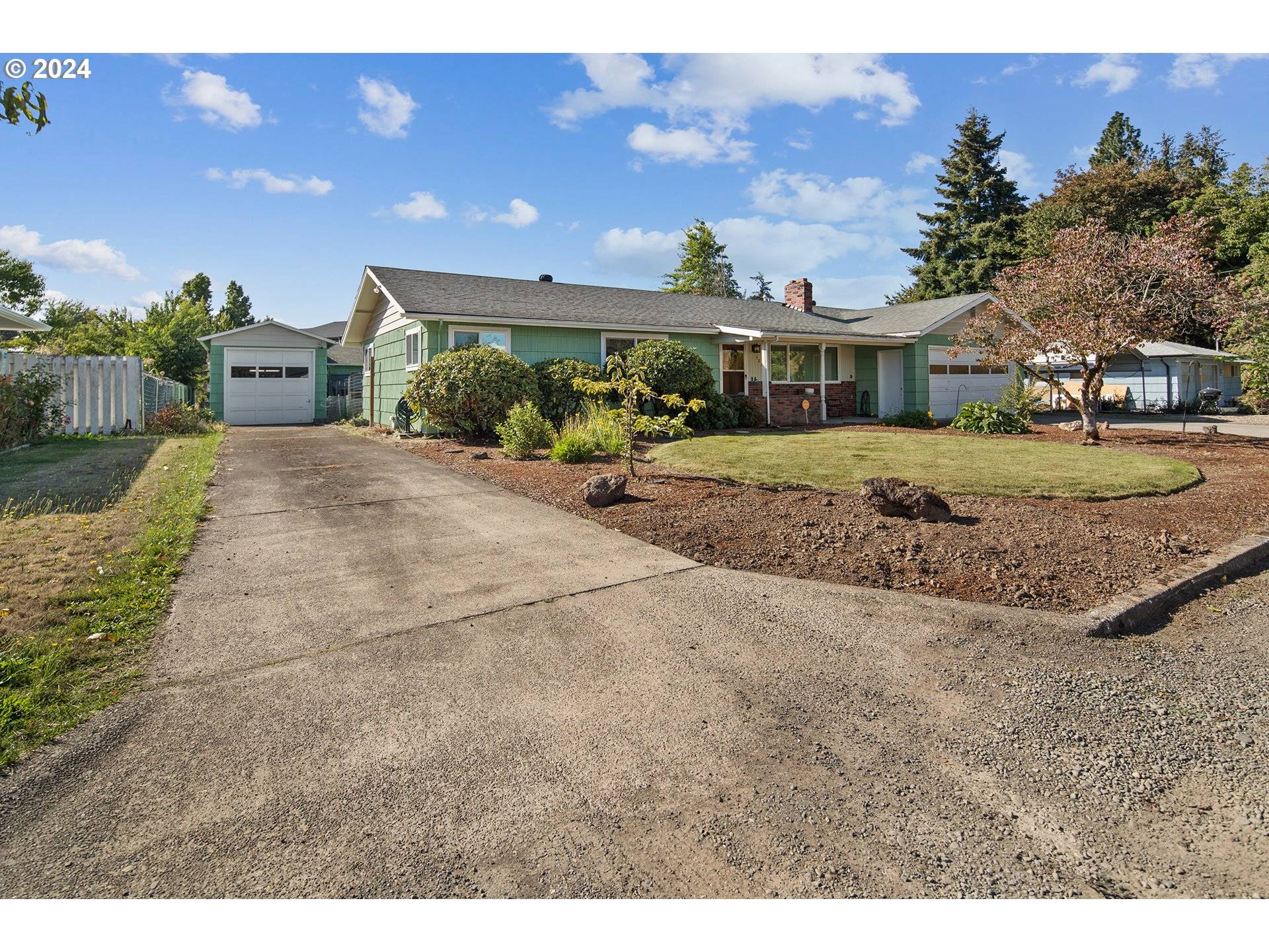 Salem, OR 97305,3870 IBEX ST