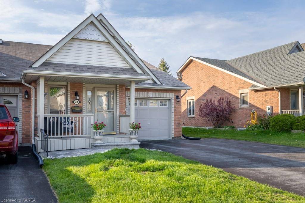 Belleville, ON K8P 5M6,24 HAWTHORN ST