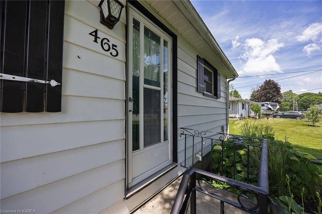 Greater Napanee, ON K7R 2B9,465 DUNDAS STREET WEST N/A