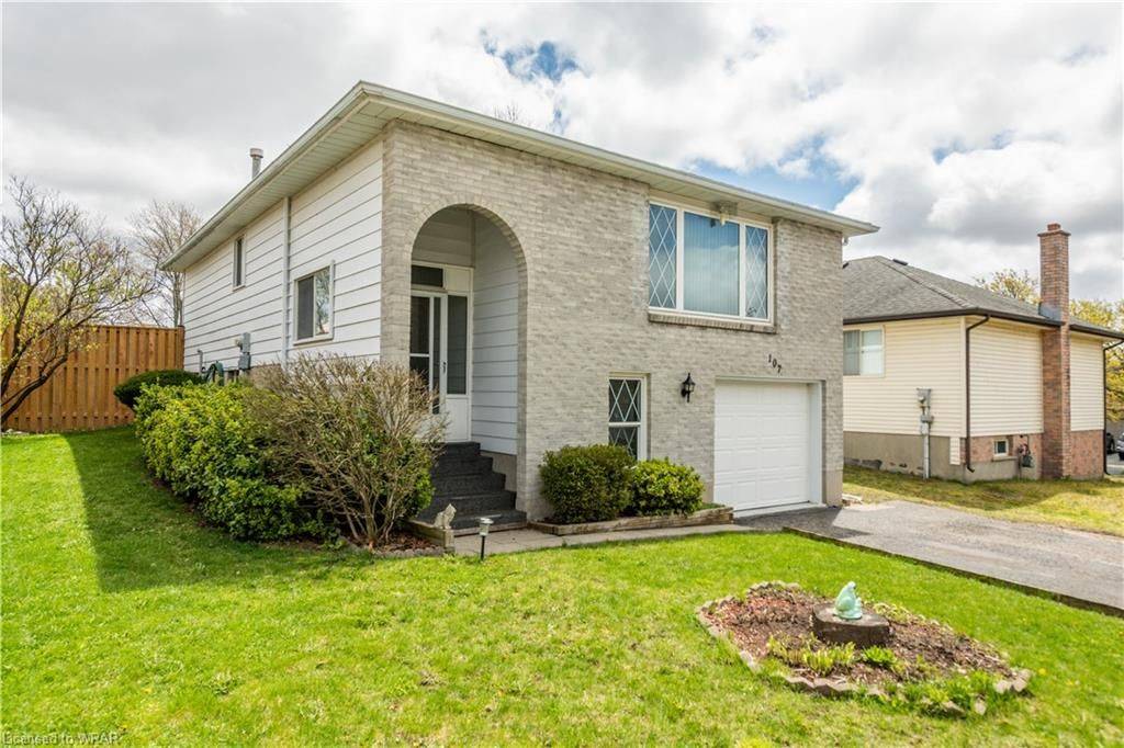 Kitchener, ON N2E 2L4,107 Settlers CT