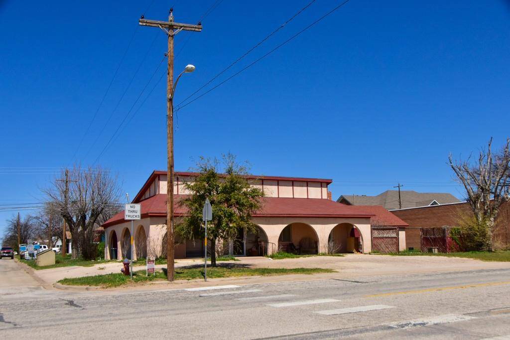 Haskell, TX 79521,606 N 1st Street