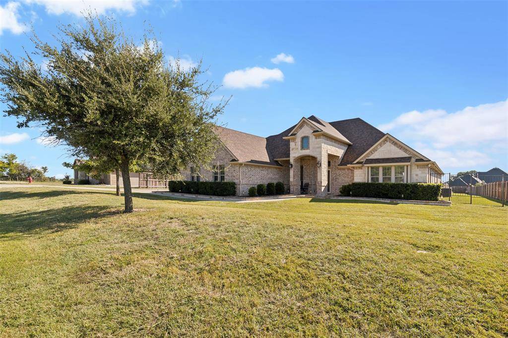 Hudson Oaks, TX 76087,421 Gray Wolf Trail