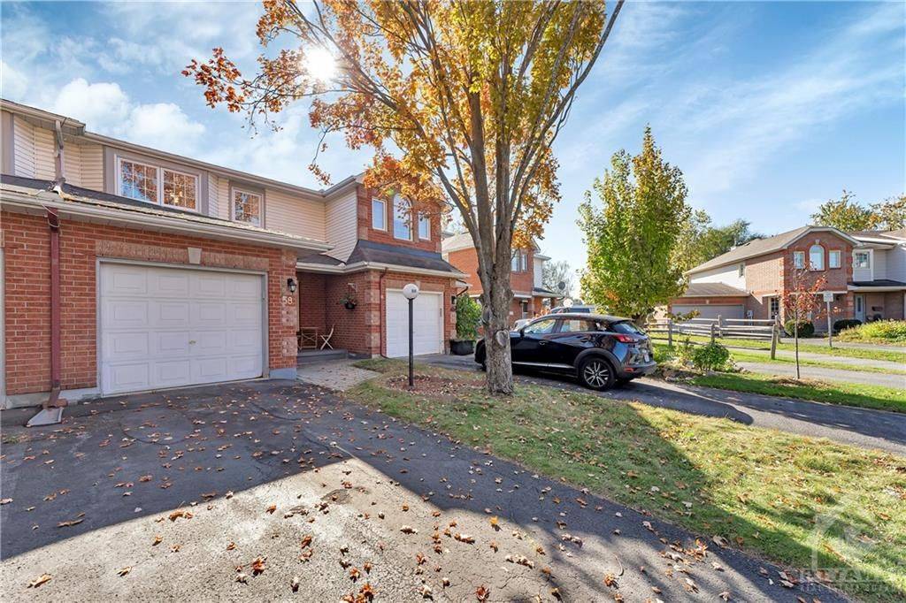 Kanata, ON K2M 2G6,58 AINTREE PL