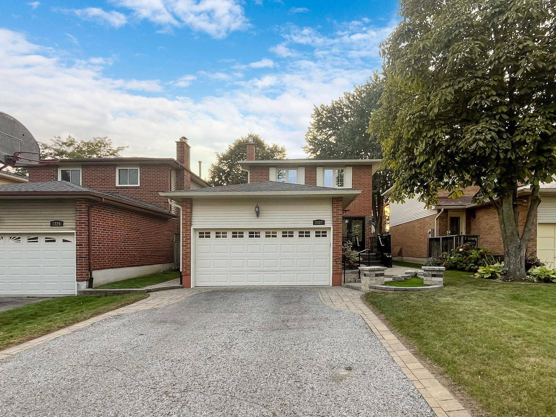 Durham, ON L1X 1S5,1227 Cedarcroft CRES