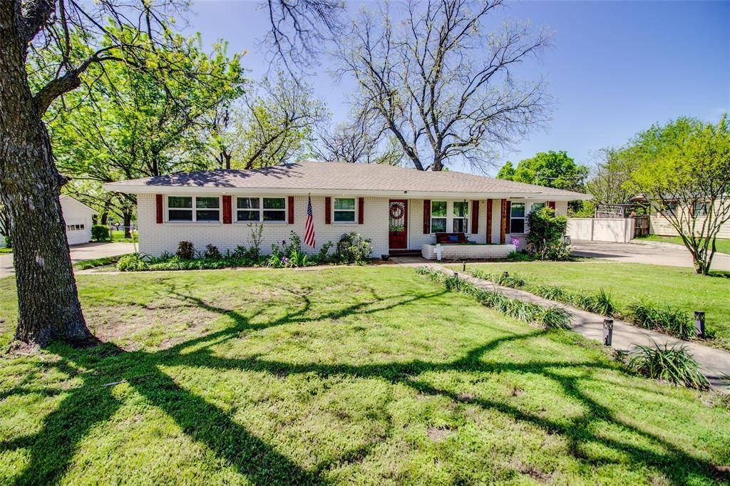 Weatherford, TX 76086,1316 E Bankhead Drive