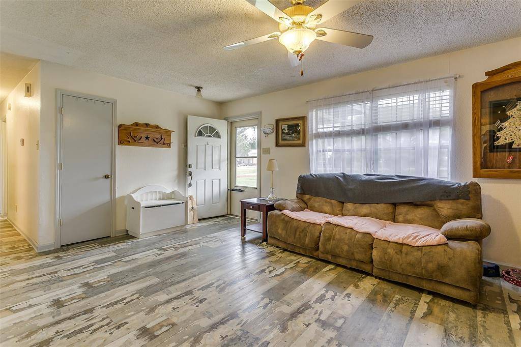 Alvarado, TX 76009,3625 Meadow Lake Drive