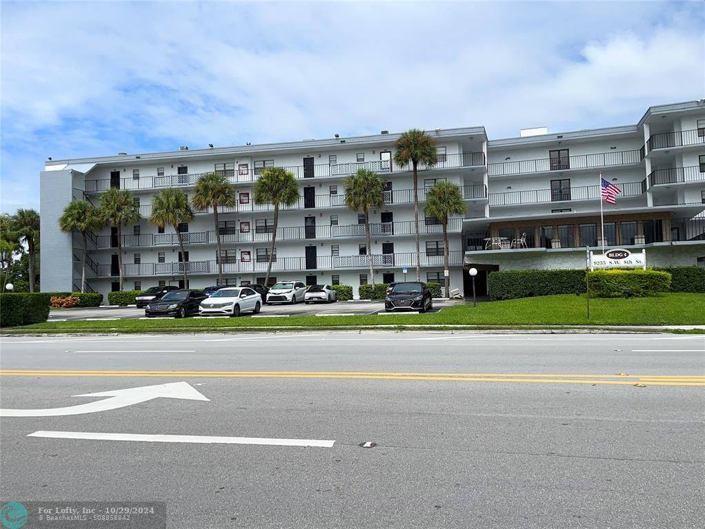 Boca Raton, FL 33428,9235 SW 8th St  #508