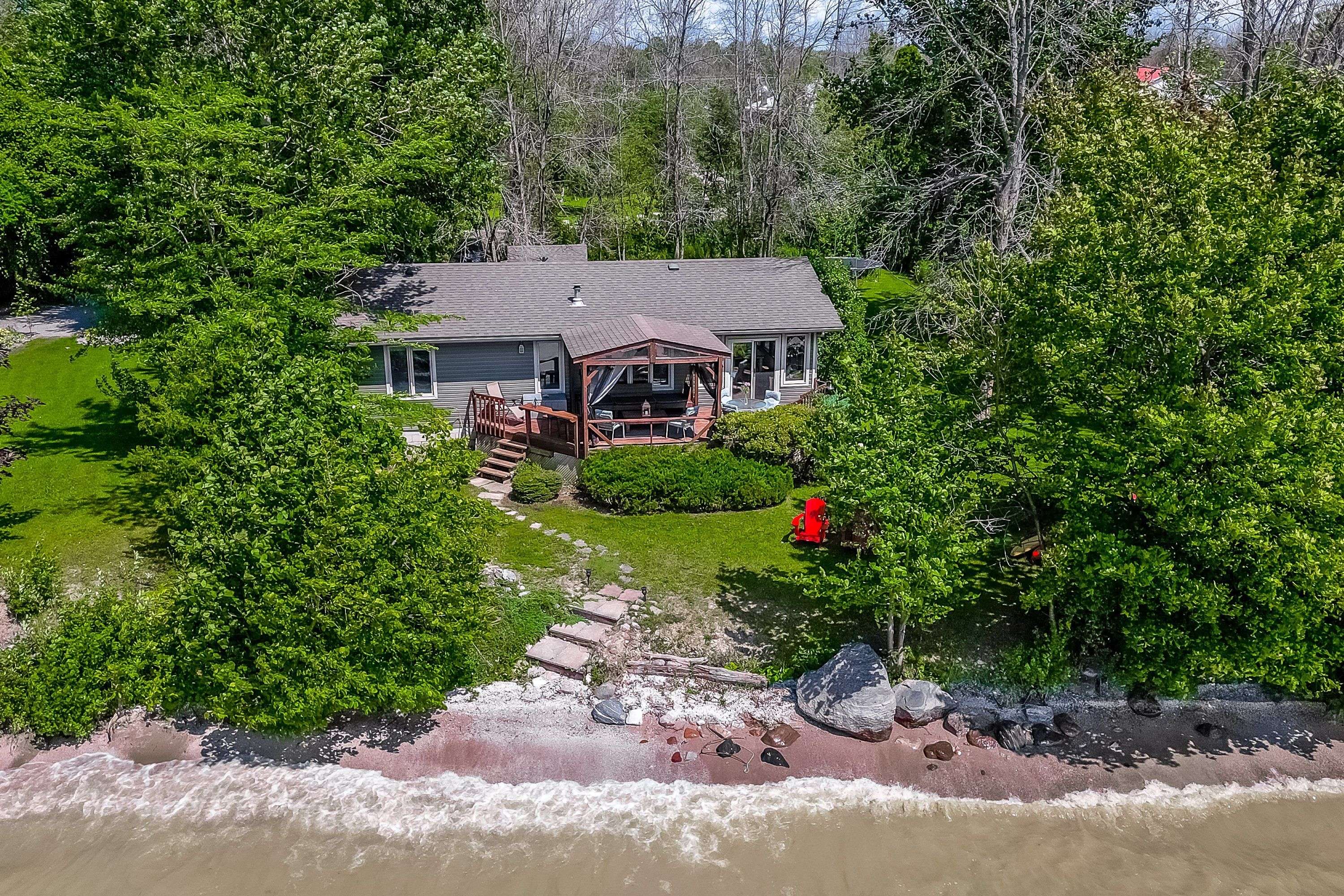 Georgina Islands, ON L0E 1L0,909 Fox RD