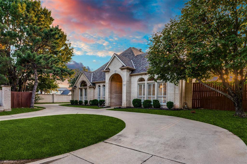 Colleyville, TX 76034,5800 Highland Hills Lane