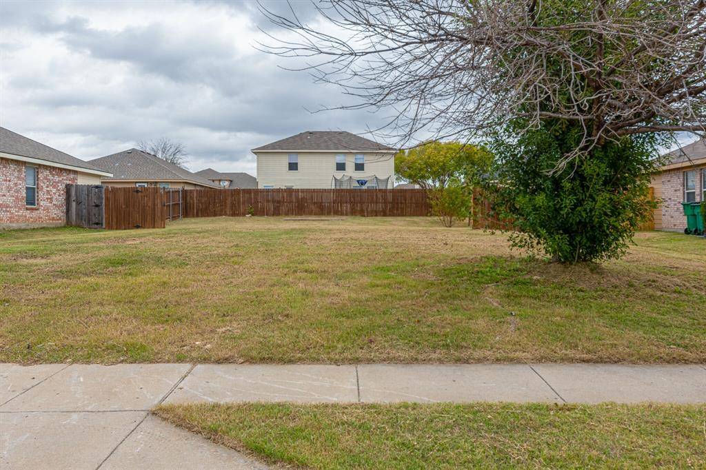 Rhome, TX 76078,12928 Kingsgate Drive