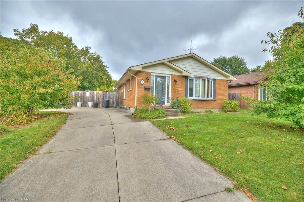 St. Catharines, ON L2N 6C9,7 CAROUSEL CIR