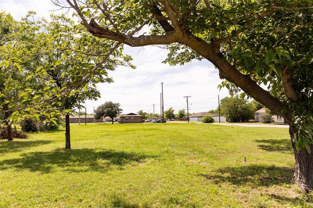 Olney, TX 76374,611 N Avenue F