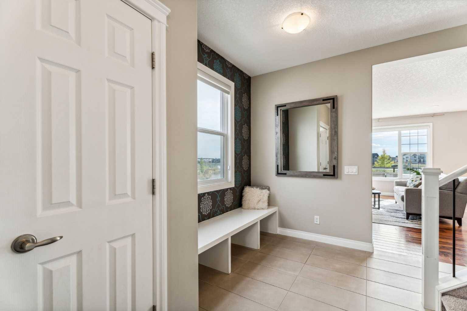 Airdrie, AB T4B 0S6,122 Canals Close SW