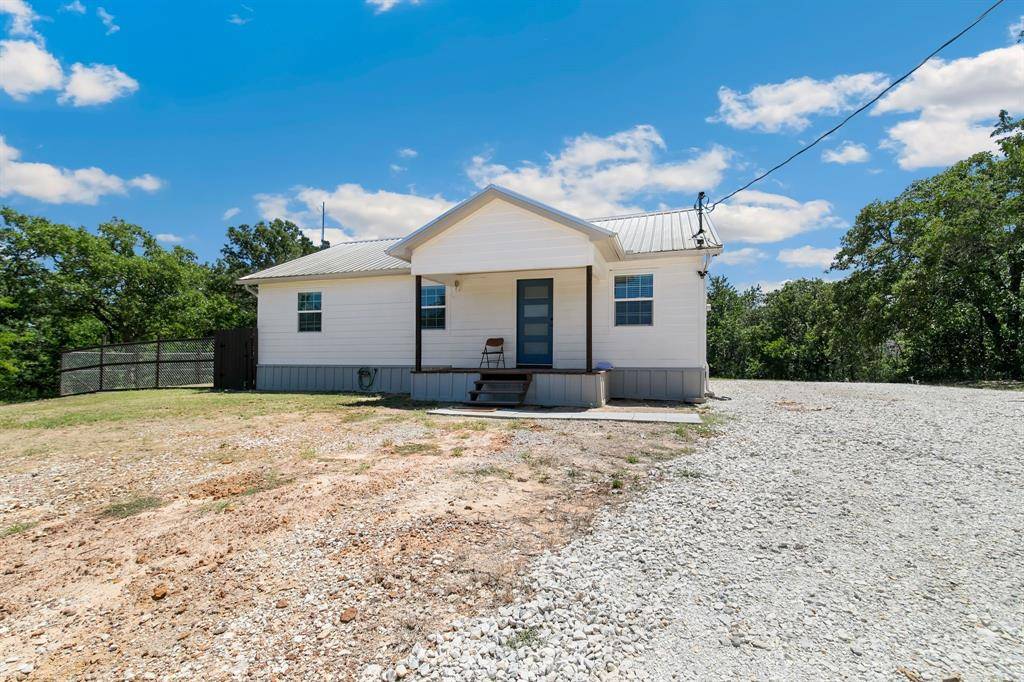 Whitesboro, TX 76273,448 County Road 111