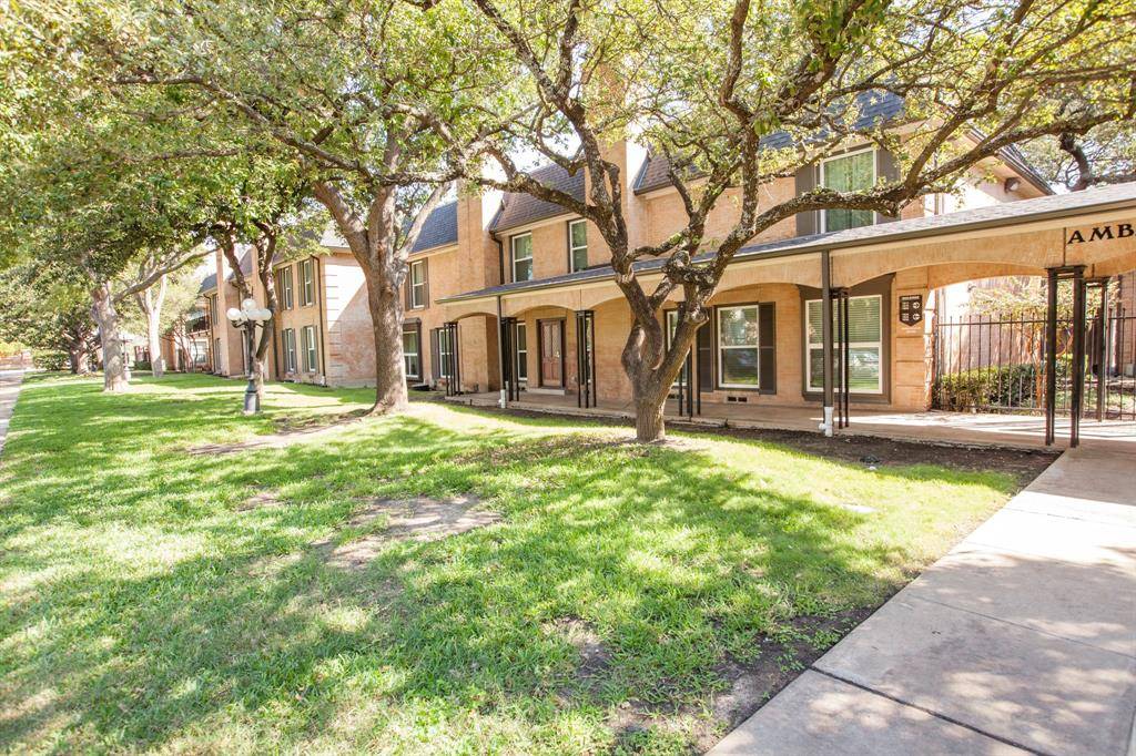 Dallas, TX 75230,7814 Meadow Park Drive #219