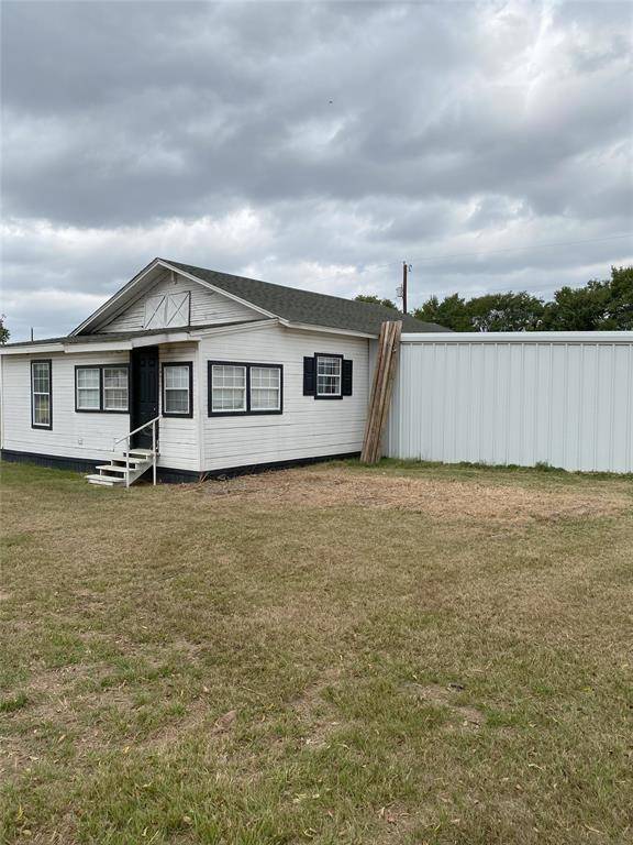 Edgewood, TX 75117,610 Front Street