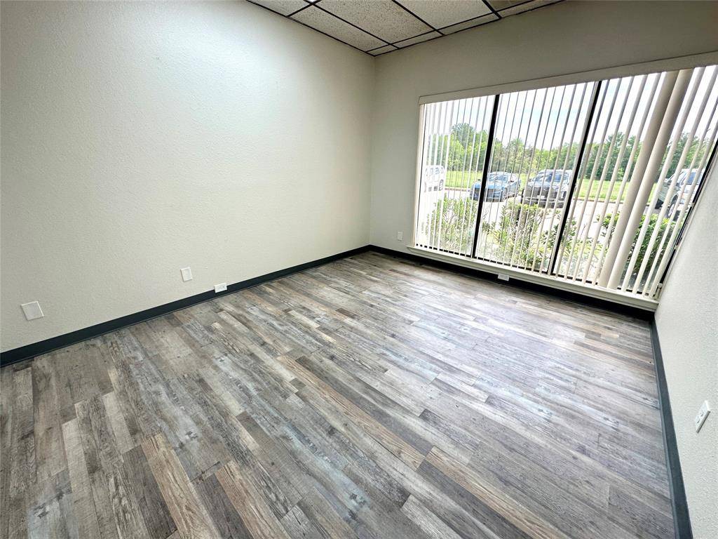 Fort Worth, TX 76120,6825 Manhattan Boulevard #private office