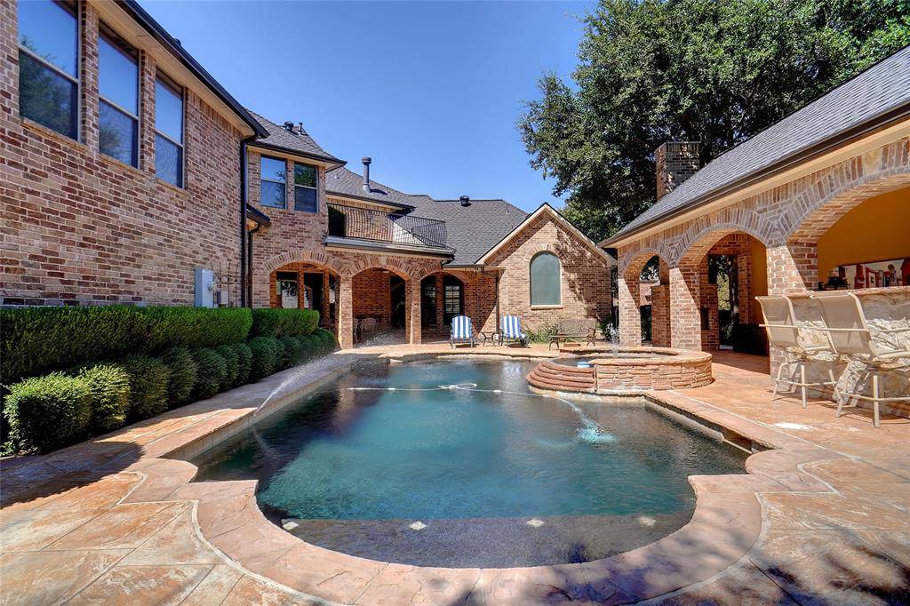 Southlake, TX 76092,705 Love Henry Court