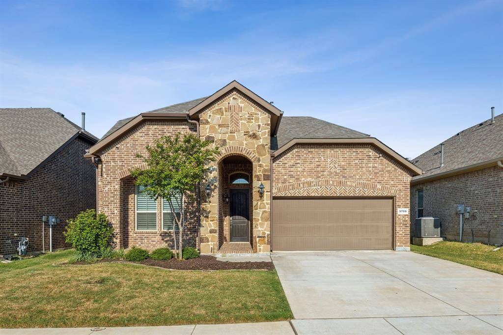 Fort Worth, TX 76177,9709 Calaveras Road