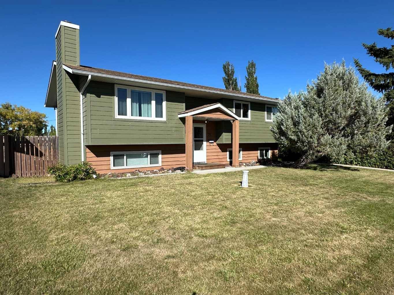 Penhold, AB T0M 1R0,75 Dundee CRES