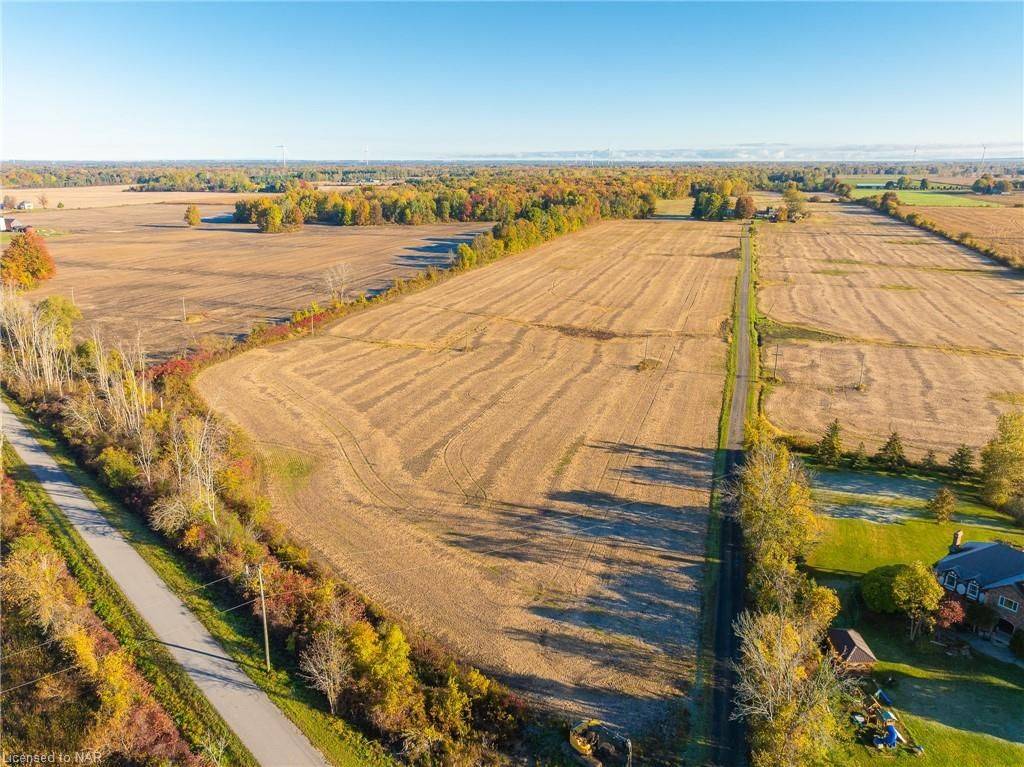 Haldimand, ON N1A 2W5,86 Feeder LN