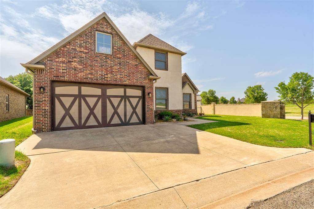 Edmond, OK 73012,17137 Royal Troon Drive