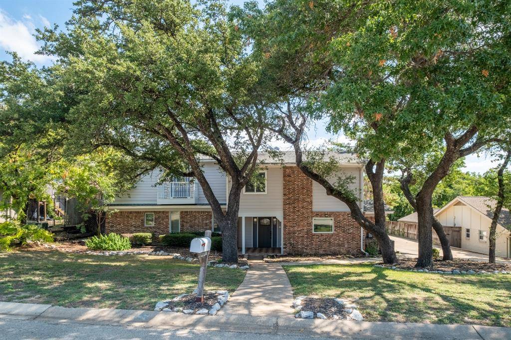 Fort Worth, TX 76179,8536 Lake Country Drive