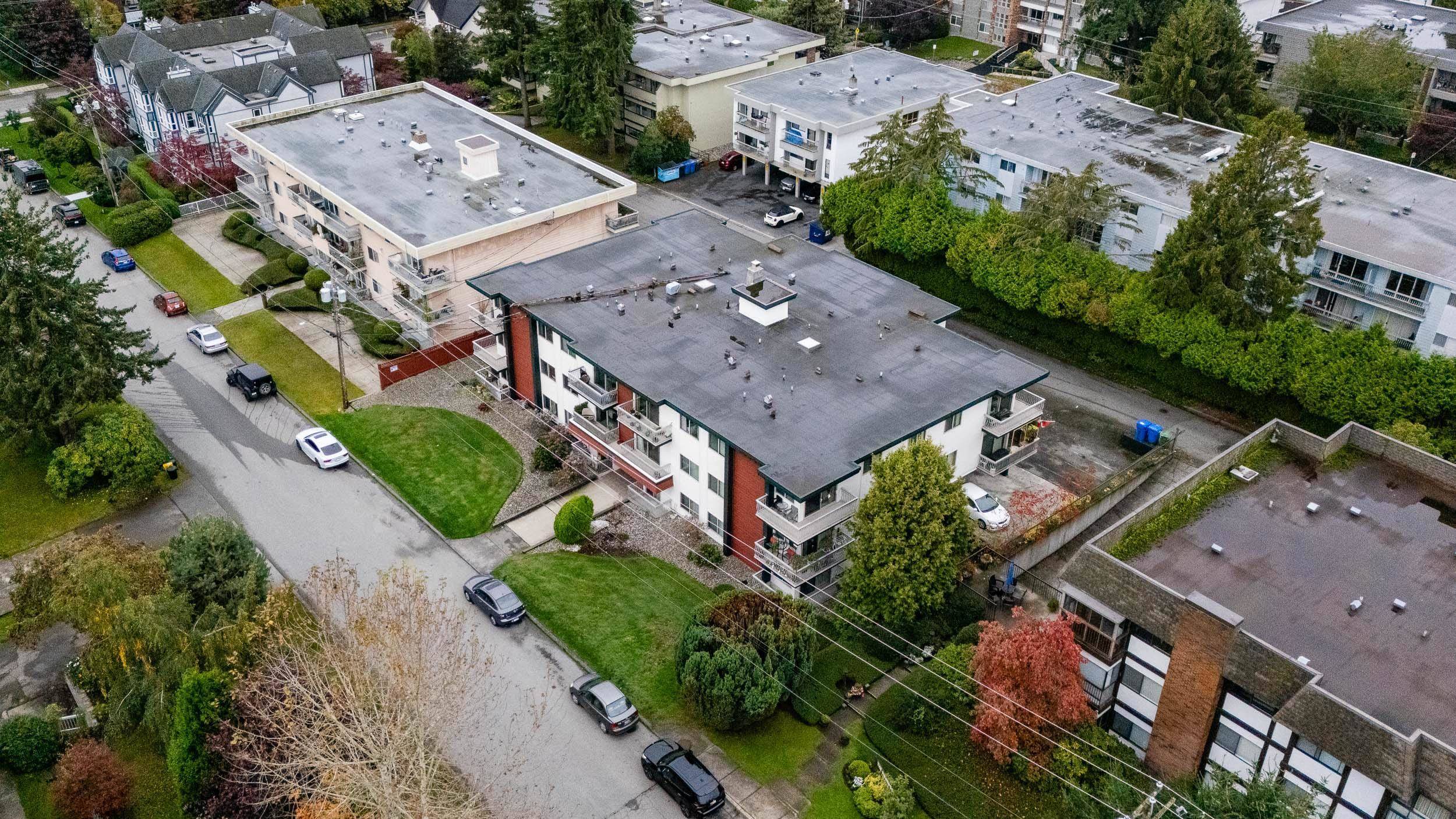 White Rock, BC V4B 4C2,1351 MERKLIN STREET