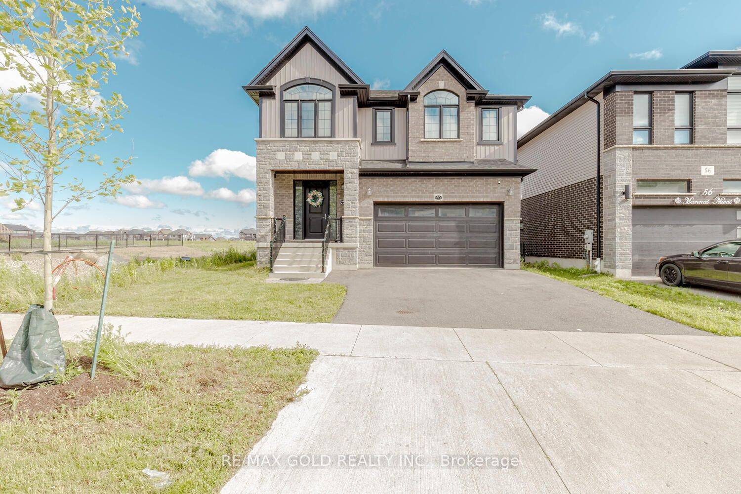 Kitchener, ON N2P 0K1,60 Monarch Woods DR