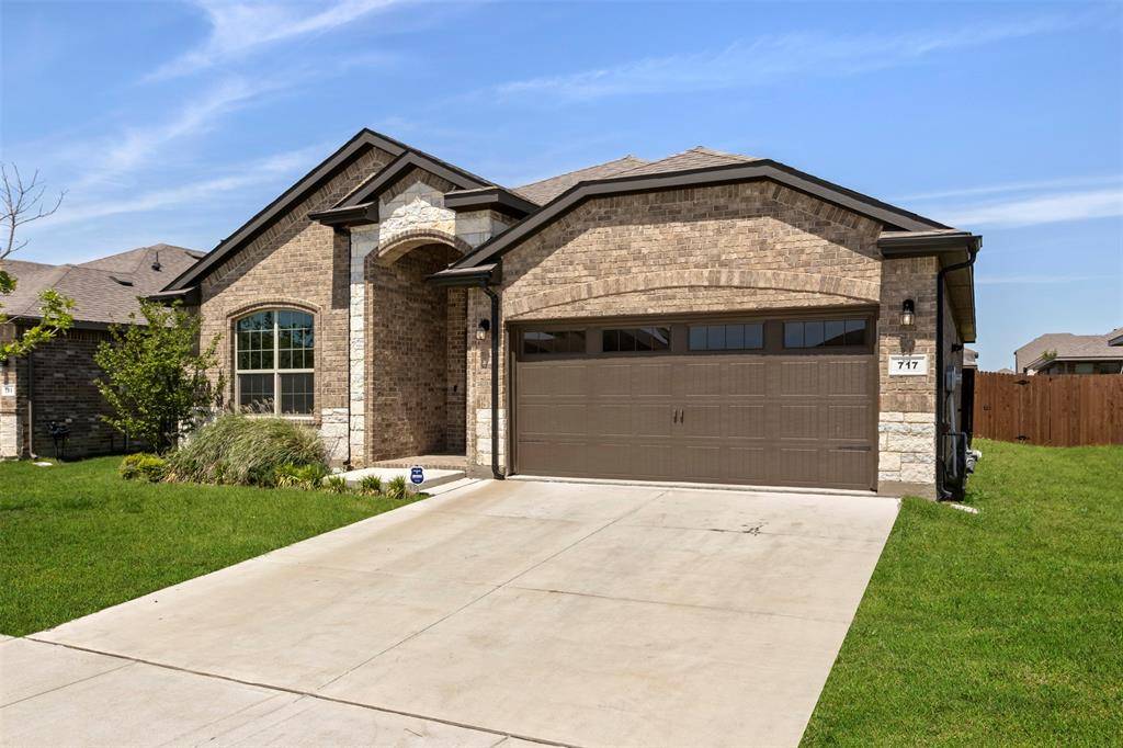 Glenn Heights, TX 75154,717 Indian Hawthorn Drive