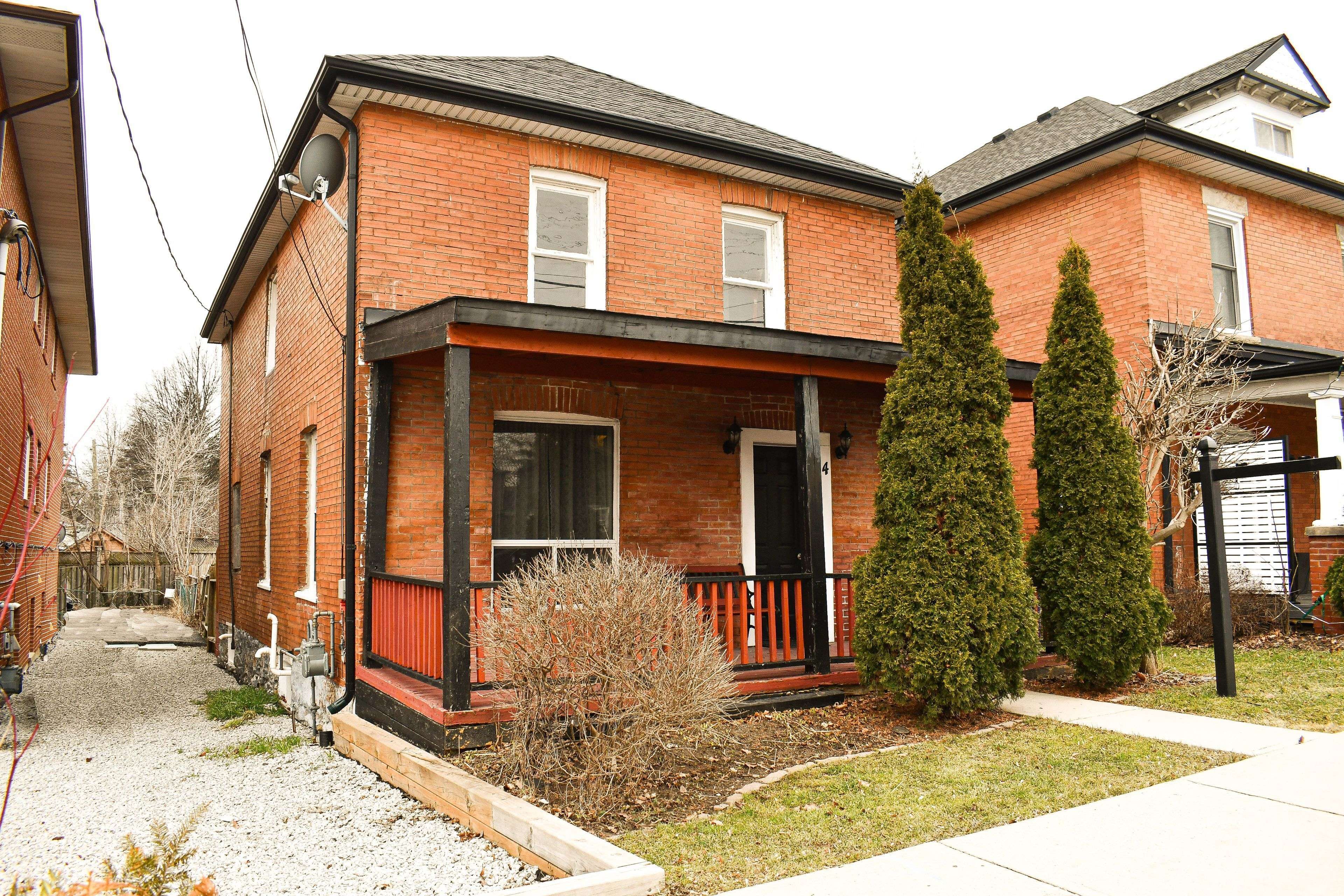 Halton Hills, ON L7G 3G5,4 Main ST S