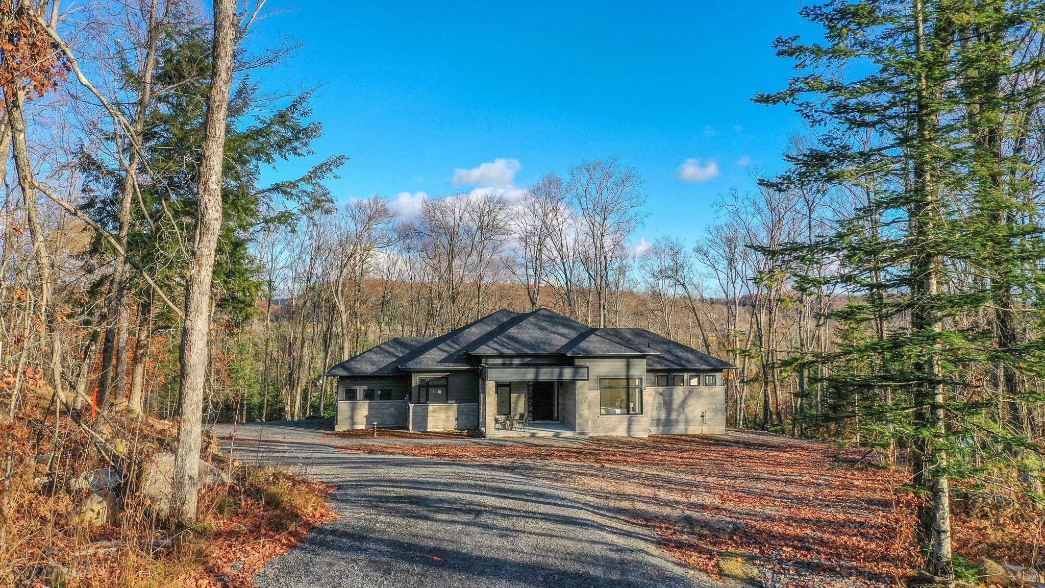 Lake Of Bays, ON P1H 2J6,1009 Boyne Ridge CT #14