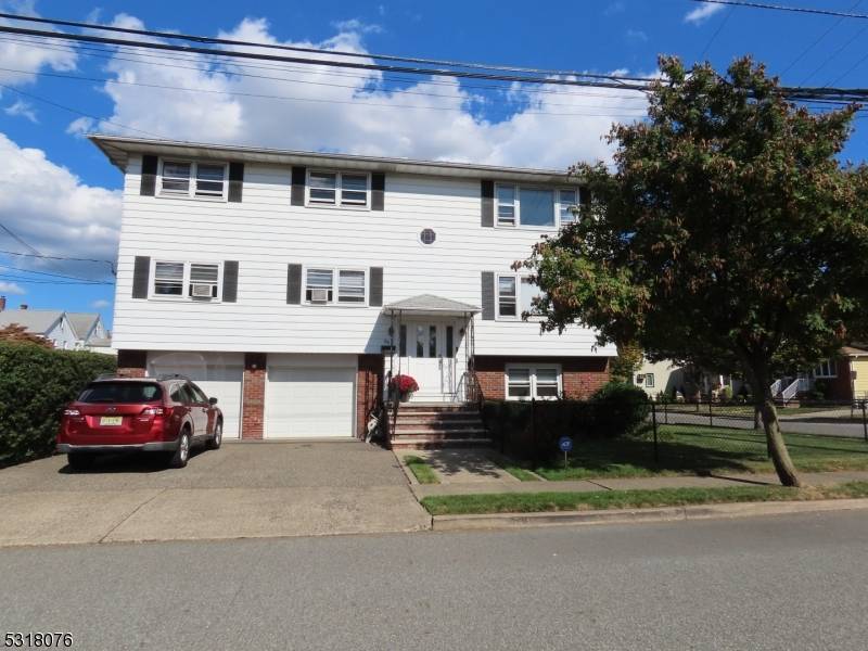 Clifton City, NJ 07013,88 Huron Ave #2