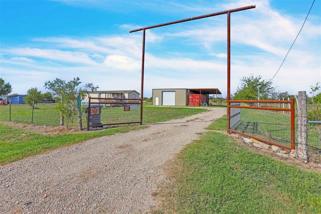 Quinlan, TX 75474,8038 Harden Oaks