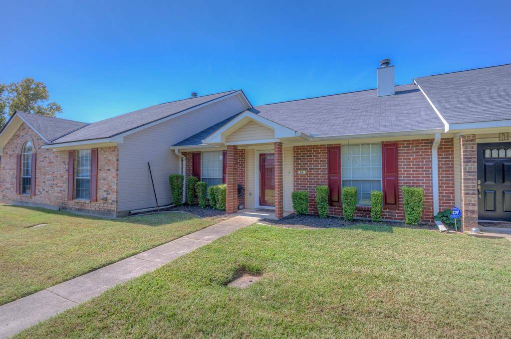 Bossier City, LA 71112,5005 Longstreet Place #86