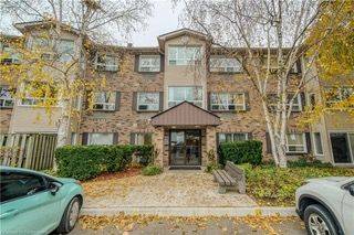 Kitchener, ON N2M 3Z2,30 Hugo CRES #211