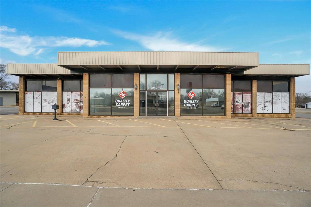 Elk City, OK 73644,1503 W 3rd Street