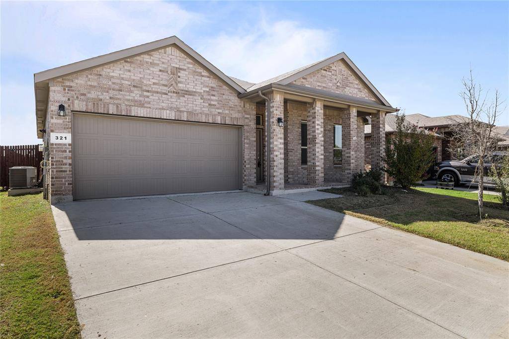 Haslet, TX 76052,321 Roundstone Road