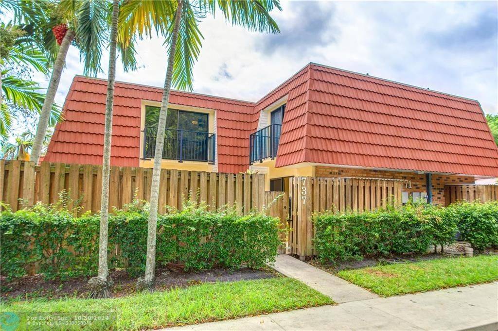 Plantation, FL 33324,737 NW 98th Cir  #737