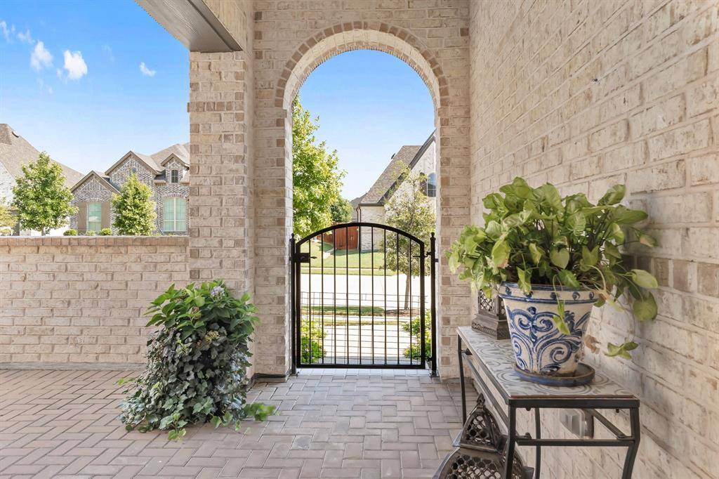 Lantana, TX 76226,9309 Pecan Woods Trail